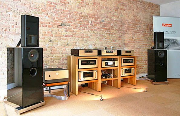 [Bild: ascendo-system-m_an_accuphase_kette1.jpg]